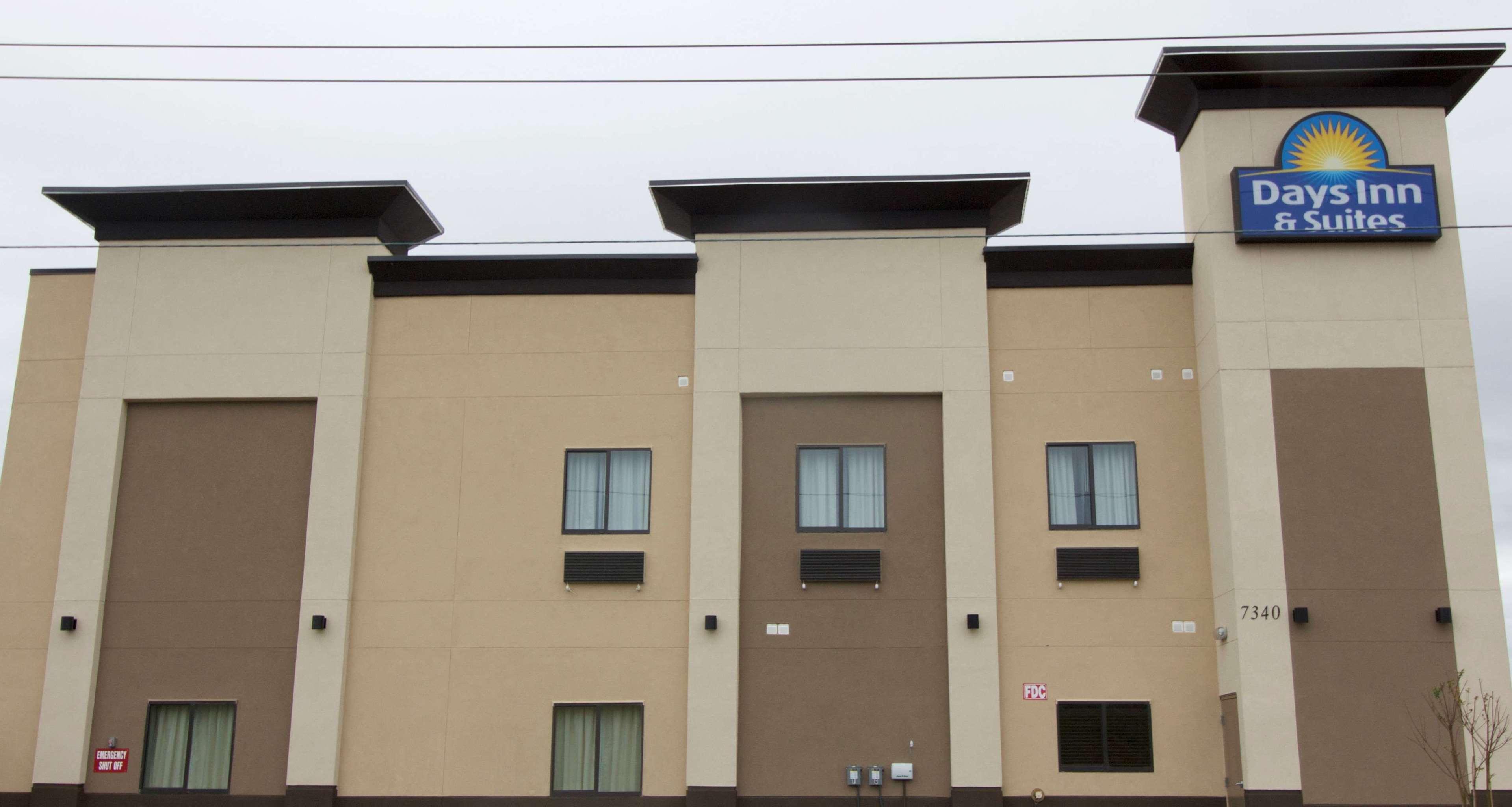 Days Inn & Suites By Wyndham Port Arthur Εξωτερικό φωτογραφία